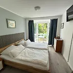 Swetis Passage Hotel *