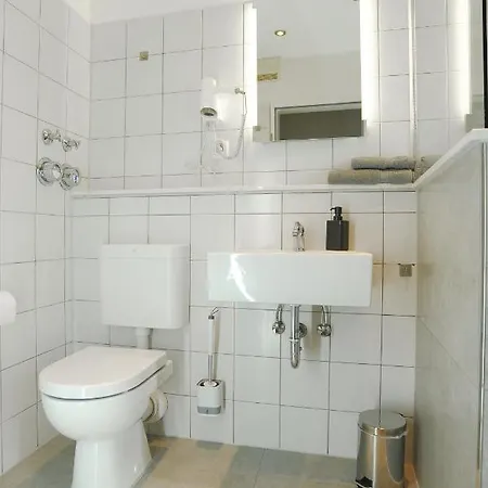 מלון Swetis Passage *