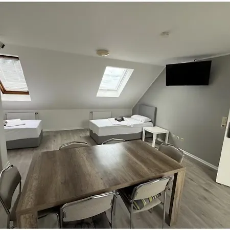 Swetis Passage فندق