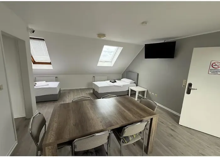 Swetis Passage فندق